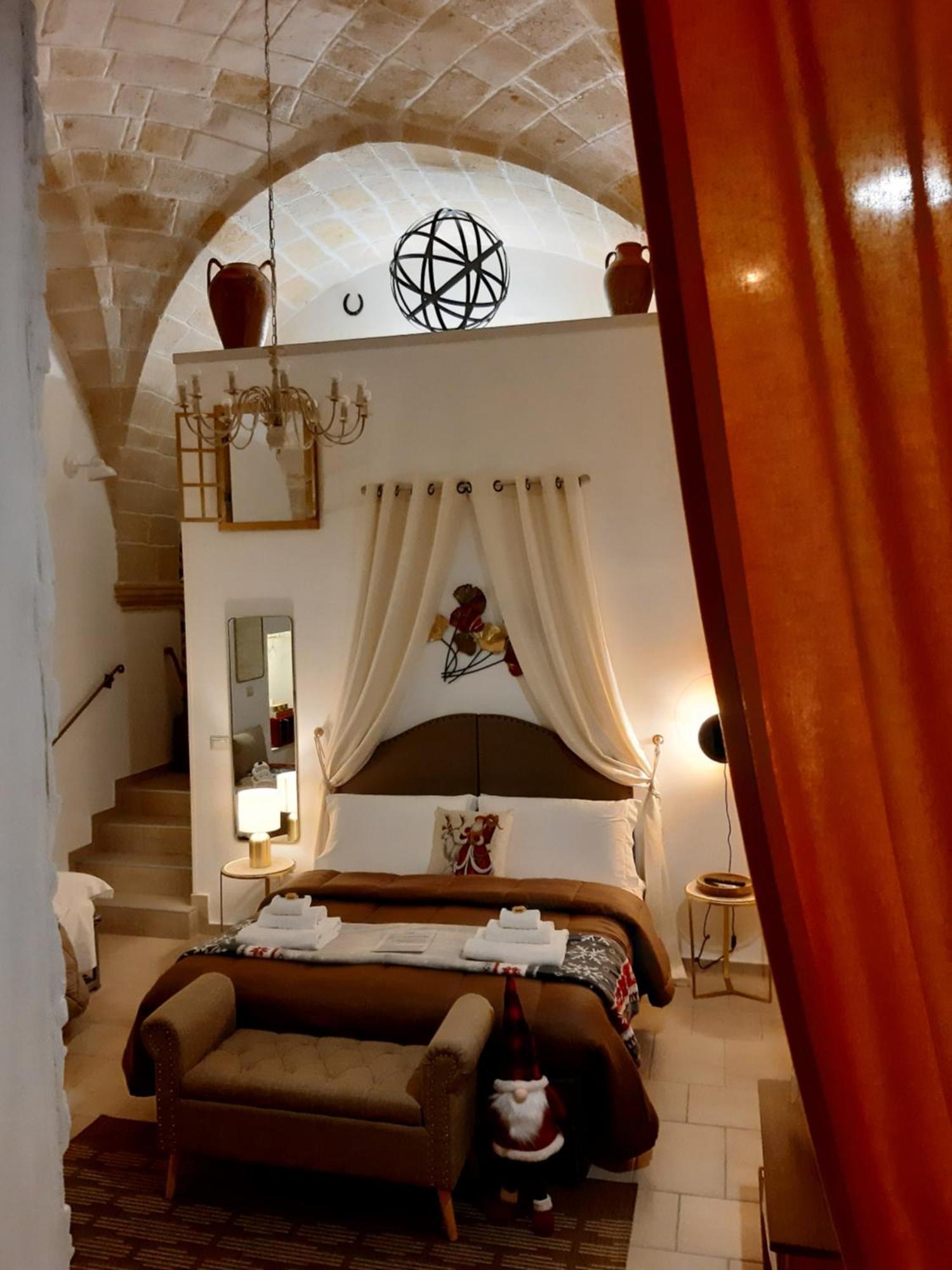 Domus Santi Medici Affittacamere มาสซาฟรา ภายนอก รูปภาพ